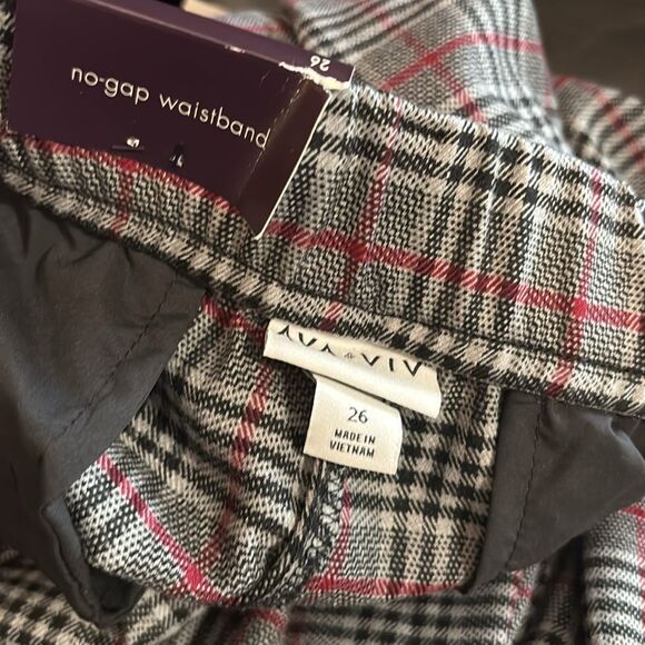 NWT New Ava & Viv Red Gray Plaid Stretch No Gap Waistband Pants Size 26 - Picture 10 of 10